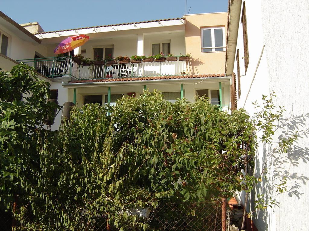 Apartments Danijela Tribalj Esterno foto